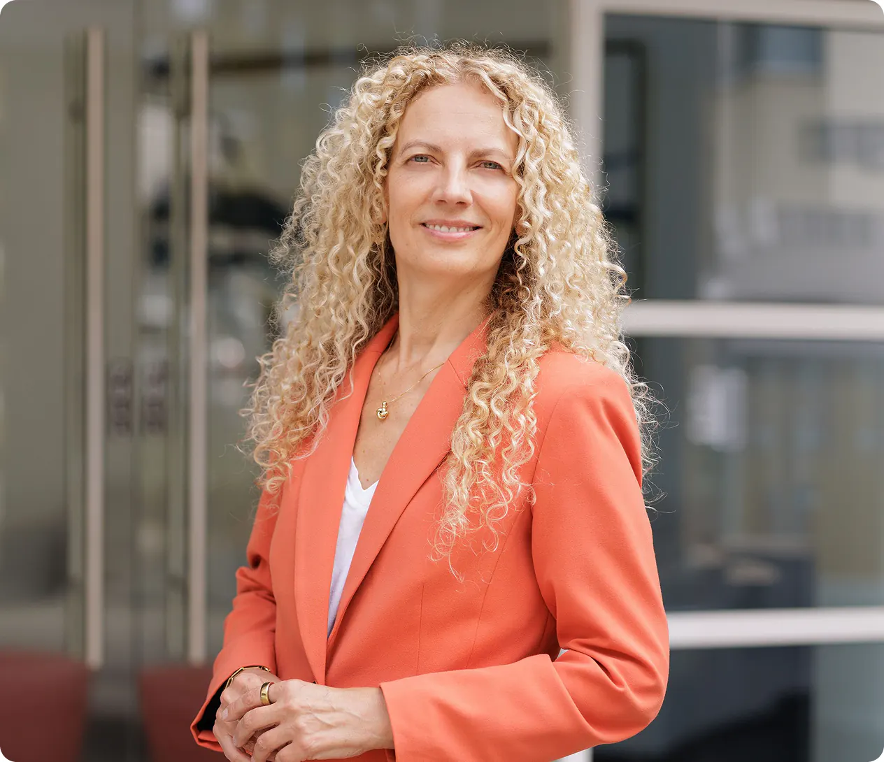Iulia — Life & Career Coach